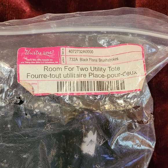 Large tote - Picture 10 of 10